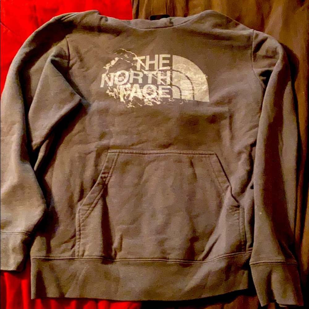 Comfy North Face hoodie